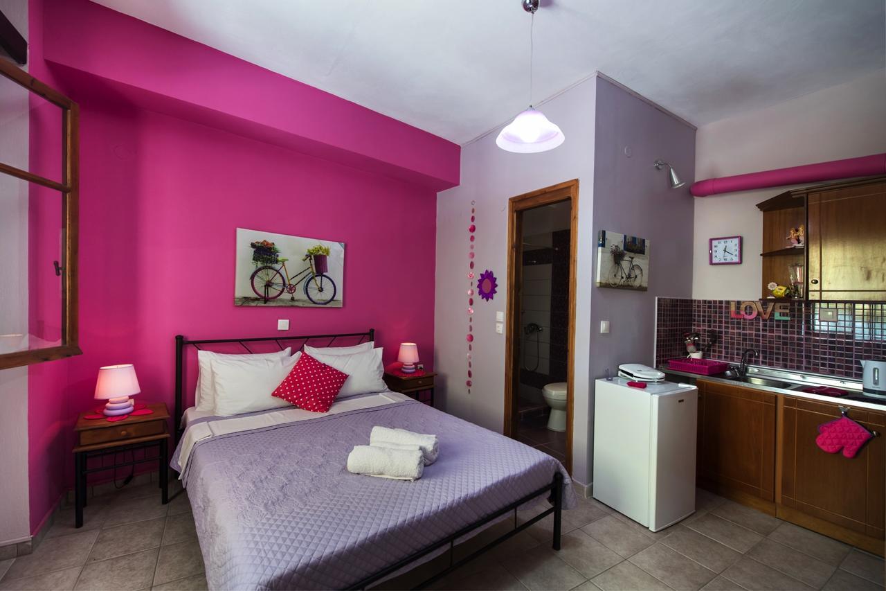 Exanthia Manthiata Studios מראה חיצוני תמונה