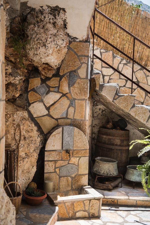 Exanthia Manthiata Studios מראה חיצוני תמונה